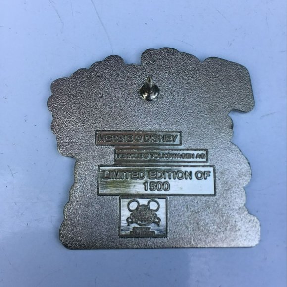 Disney - Herbie Fully Loaded - Opening Day 2005 LE of 1500 Collectible Pin - Picture 2 of 3